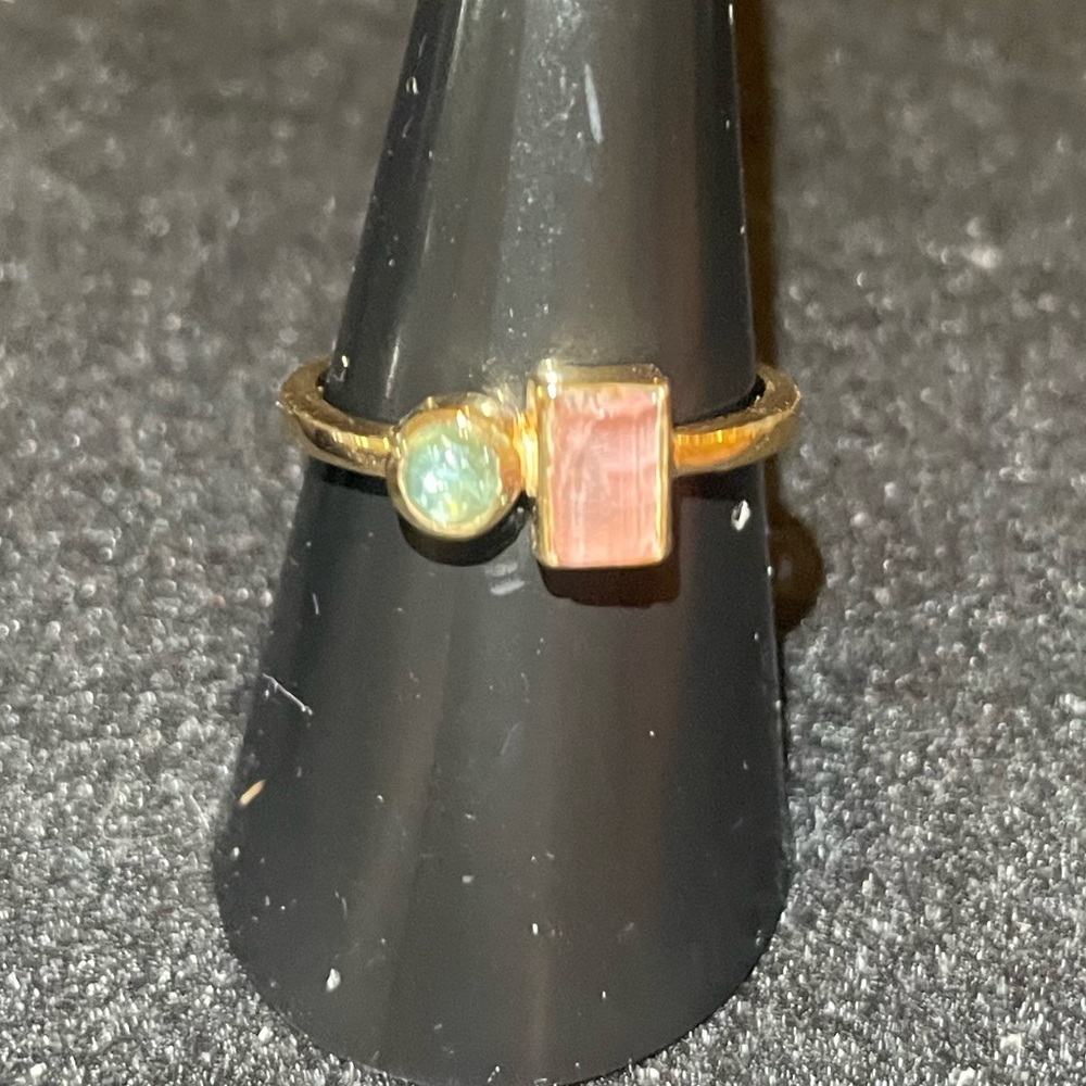 Elegant 925 Sterling silver with gold plating Moonstone/Pink Tourmaline Ring